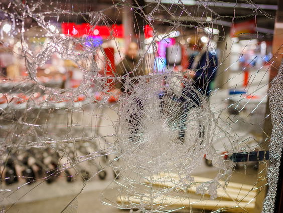 Opruimen in Den Bosch na onrustige nacht