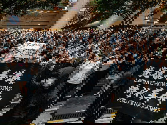 Te gast: Remko Tanis, hij beantwoordt al je vragen over de situatie in Hong Kong