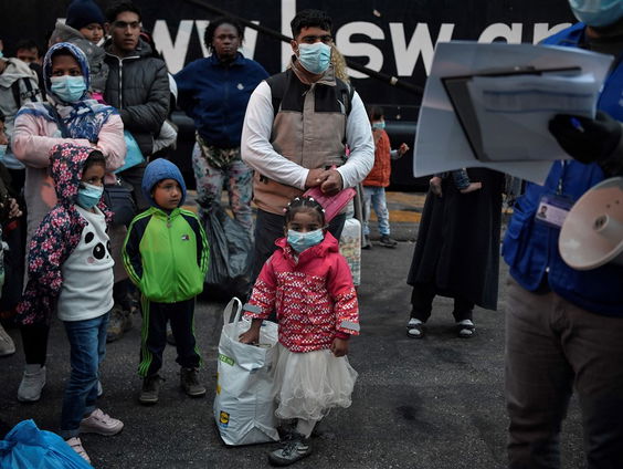 In lockdown in kamp Moria: 'mensen hebben géén idee hoe het daar is'