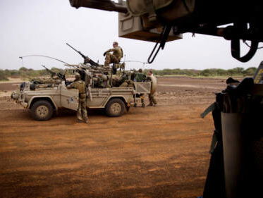 Minister Ank Bijleveld wil dat een volgend kabinet vele miljarden méér investeert in defensie