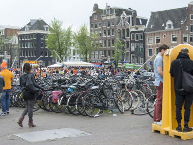 'Er moeten meer openbare vrouwentoiletten komen'