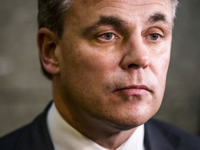 Harbers houdt uitzetstop asielkinderen af