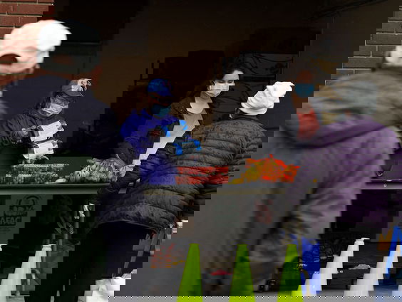 VS voorzichtig op weg naar verzorgingsstaat?