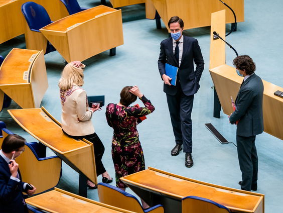 Stand.nl: Ook in de politiek moet wat vertrouwelijk is, vertrouwelijk blijven