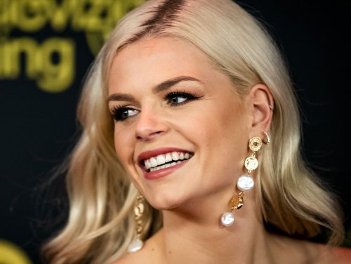 Davina Michelle en Snelle komen met nieuwe versie van '15 miljoen mensen'