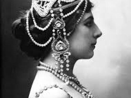 Terug naar 1917: Mata Hari opgepakt op verdenking van dubbelspionage