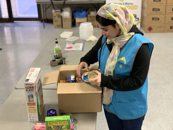 Duizenden internationale studenten leven in Australiƫ van voedselpakketten