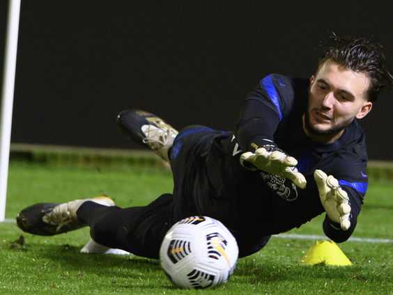 Vader en zoon in het doel