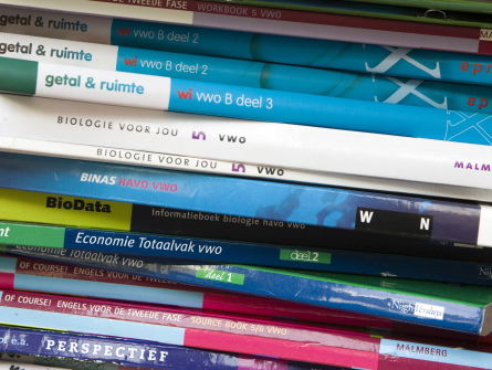 Schoolboeken nog vaak stereotype of rolbevestigend