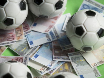 Glenn Helder en Bram Bakker over de gokverslaving van Patrick Kluivert