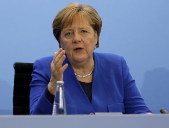 Akkoord bereikt op Libië-top om geweld te stoppen