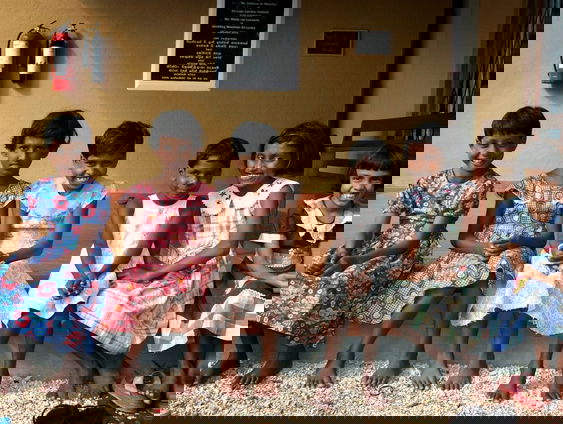 Waarom het doen van vrijwilligerswerk in buitenlandse weeshuizen van jou geen wereldverbeteraar maakt