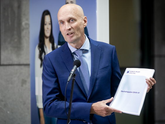 Wat moeten we doen om de tweede coronagolf te beteugelen?