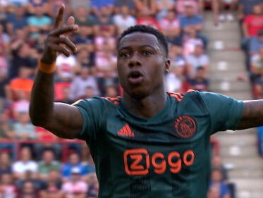 Zo klonk PSV-Ajax op NPO Radio 1