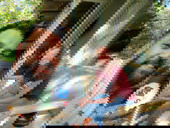 Ilona trouwde met haarzelf als statement tegen single-discriminatie