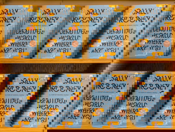 Sally Rooney wilt nieuw boek niet hebben vertaald door Israëlische vertaler