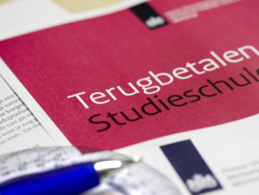 'Studenten zijn overheid nog 17,9 miljard euro schuldig'