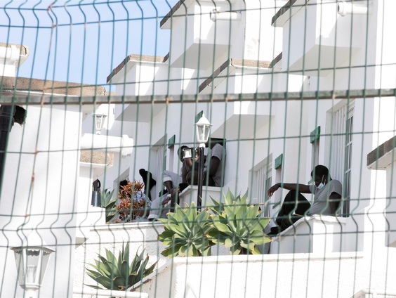 Canarische eilanden ontvangen migranten, geen toeristen