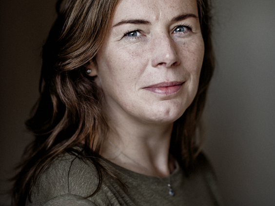 Kunststof - Esther Gerritsen, scenarist en schrijver