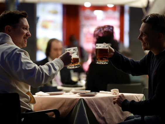 Madrid voert campagne met open terrassen