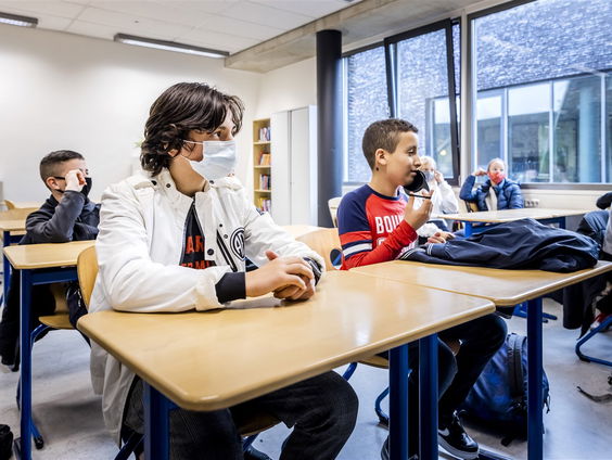 Nieuwsgebruik van ouderen en jongeren verschilt enorm