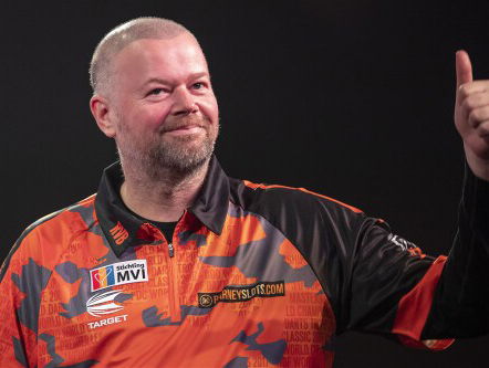 Barney vs. Taylor; dé dartsklassieker in de coronacrisis