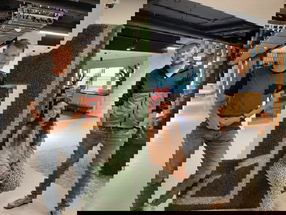 Dit is de Zaterdag: van Volendam naar Afghanistan