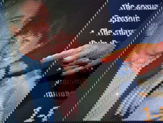 Proces tegen Ghislaine Maxwell begint