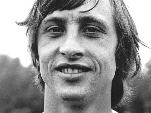 Standbeeld en stadion voor Cruijf in Barcelona