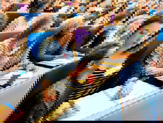 ‘Aandacht gaat nu te veel uit naar mensen die niet ziek worden van het coronavirus’