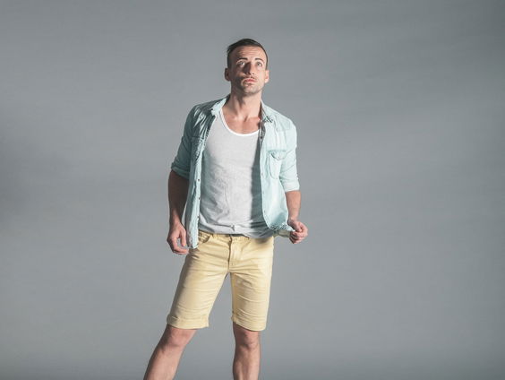 Mag je in korte broek naar je werk?