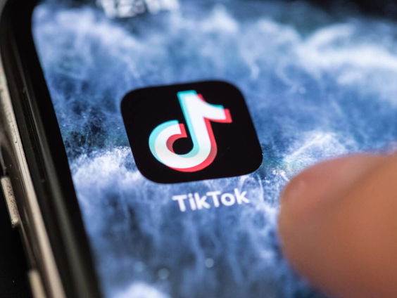 Politici mogen geen TikTok meer op werktelefoon