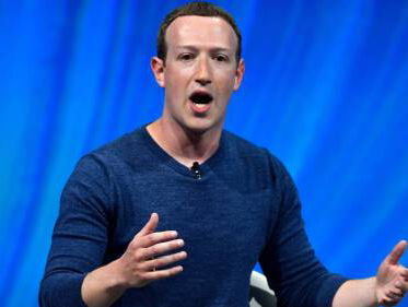 Facebook-topman Mark Zuckerberg gaat in gesprek met burgerrechtenorganisaties