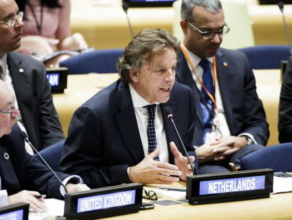 Koenders: frictie met Sint Maarten niet groter maken dan het is