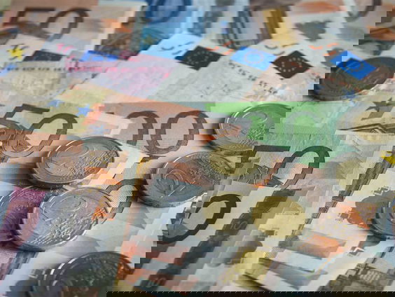 Oud-DNB president Wellink waarschuwt voor nieuwe economische klap