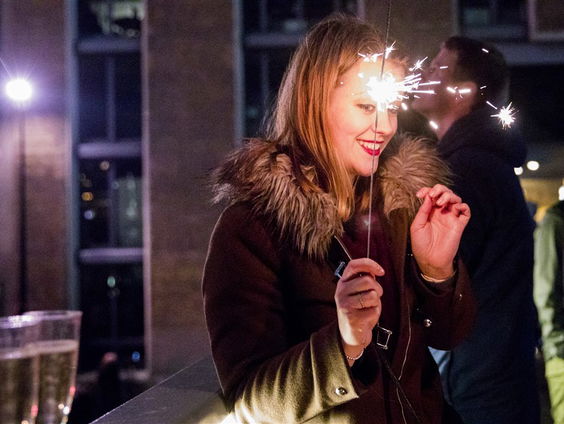 Stand.nl: Iedereen moet uit solidariteit thuisblijven met oud en nieuw