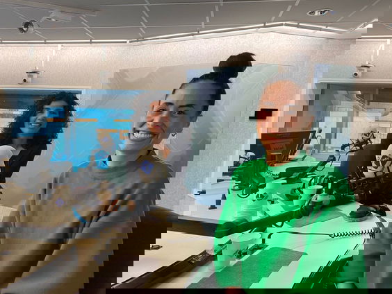 Nadia Zerouali en Lola van Ruler over het Gouden Kookboek