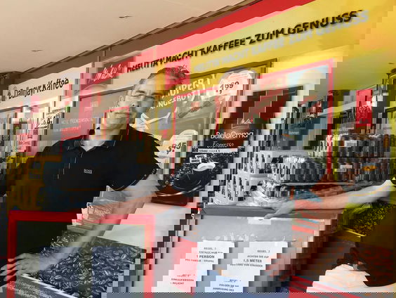 Raymond moet supermarkt sluiten door corona