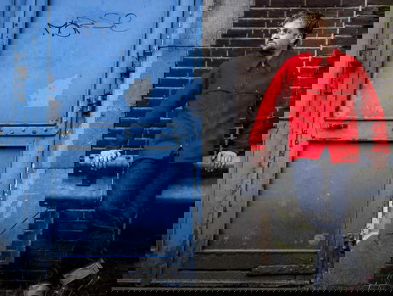 Tim Knol speelt nieuwe nummers én organiseert een wandelevenement!