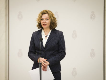 Voicemail aan Edith Schippers: betere zorg bij ziekte van Lyme