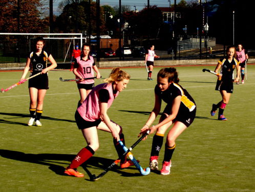 Hockeybond: stop met stressvolle selectietrainingen voor jeugd