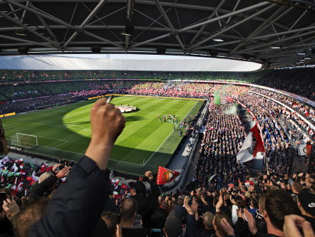 'Nieuwe spelregels voor voetbal schaden de sport'