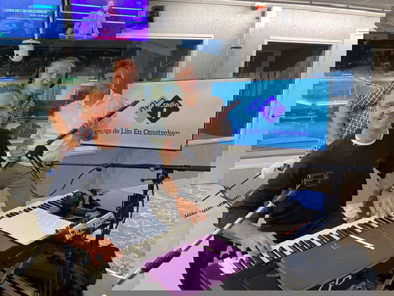 Stef Bos over zijn nieuwe voorstelling Bloemlezing én nieuwe versie van Is Dit Nu Later