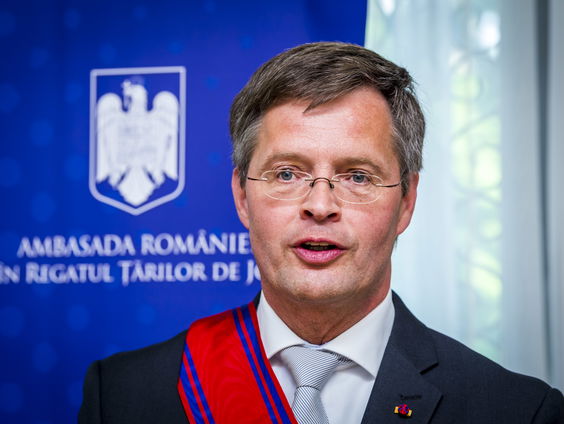 Het roer moet om, zeggen jonge economen: Balkenende-norm voor iedereen