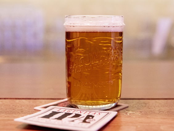 Zuid-Afrikanen mogen weer bier of wijn kopen