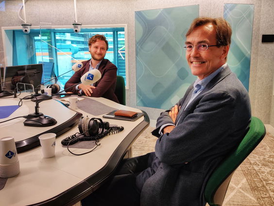 Sicco de Knecht en Frank Miedema over transparantie bij wetenschappelijk onderzoek en de kloof tussen wet ...