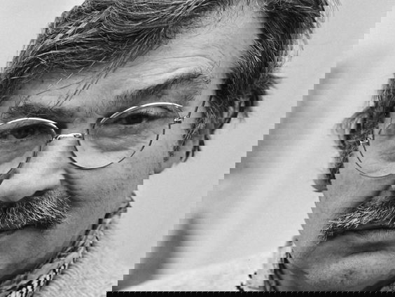 100ste geboortedag Karel Appel, die helemaal niet 'maar wat aan rommelde'