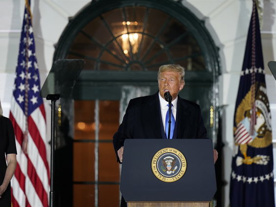 Hoe bezorgd zijn de Democraten nu over de democratie?