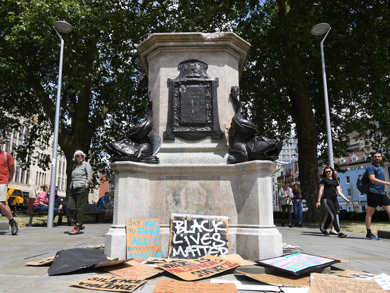 Krijgen we in Nederland ook een beeldenstorm?