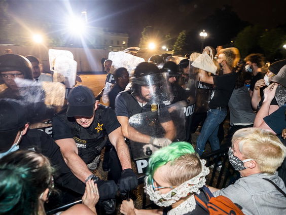 Trump opent doos van Pandora